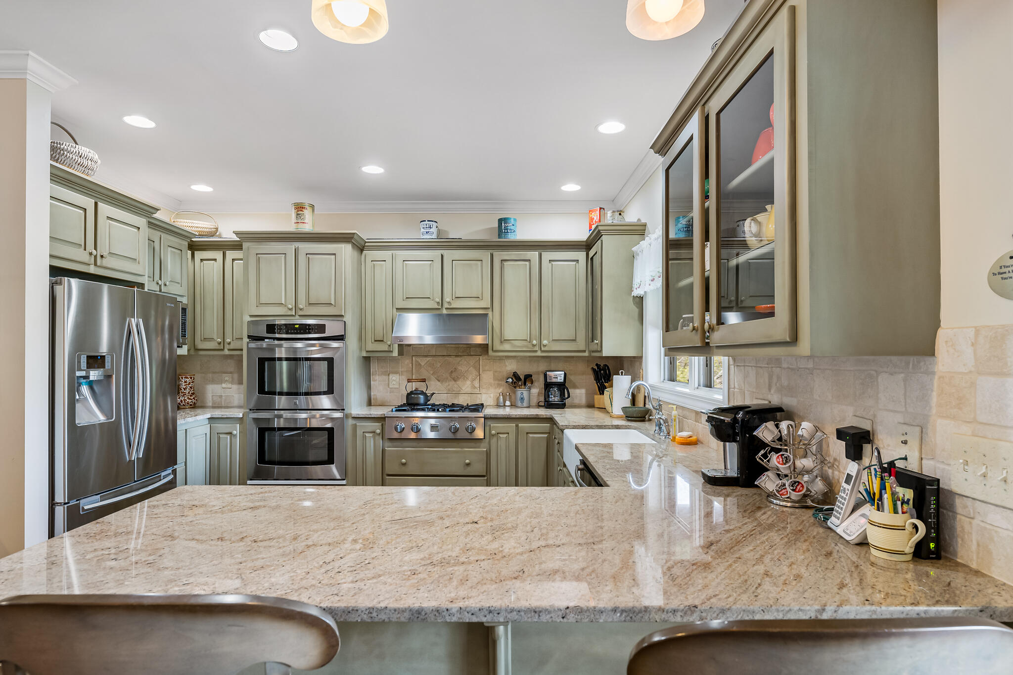 111 Springer Drive Butler, TN 37640 - Photo 10 of 71 GRANITE COUNTERTOPS!