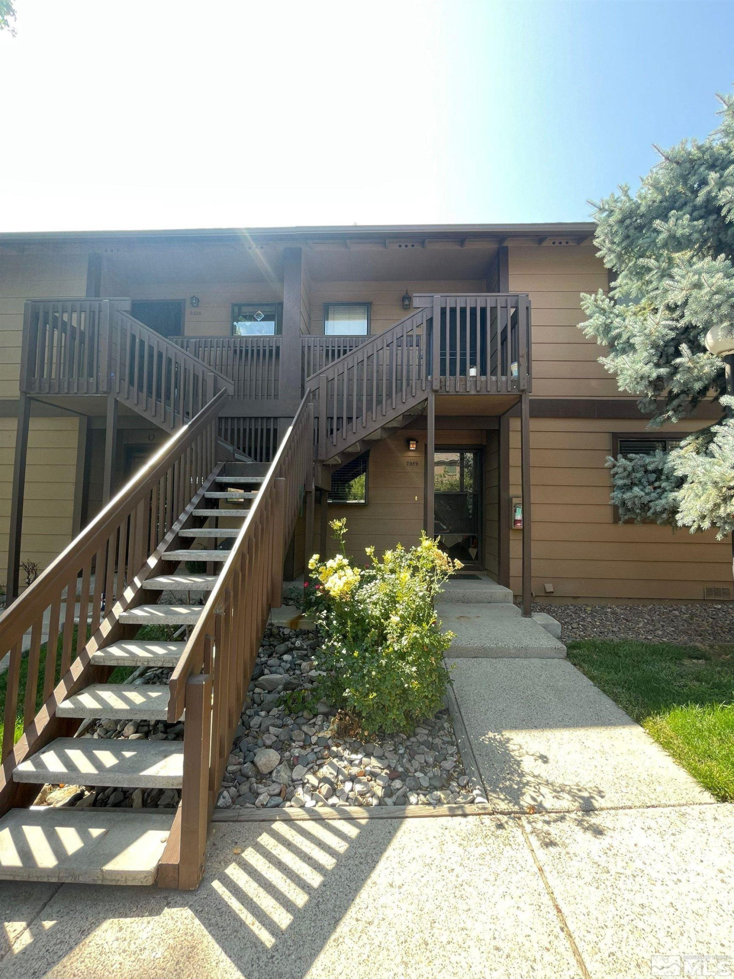 2989 Tierra Verde East Reno, NV 89512 - Photo 2 of 9 Photo 2