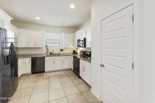 $2,850 | 2930 North Raven, Mesa, AZ 85207