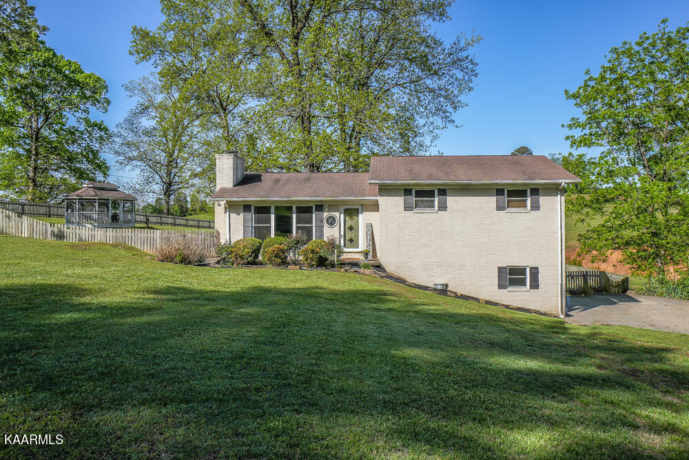 1541 Salem Loop Road Greenback, TN 37742 - Photo 1 of 48 DSC05313