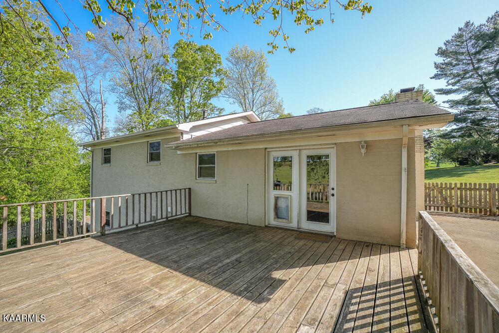 1541 Salem Loop Road Greenback, TN 37742 - Photo 33 of 48 DSC05279