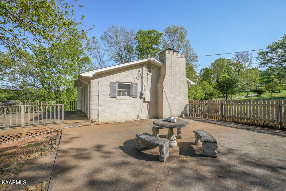 1541 Salem Loop Road Greenback, TN 37742 - Photo 38 of 48 DSC05286