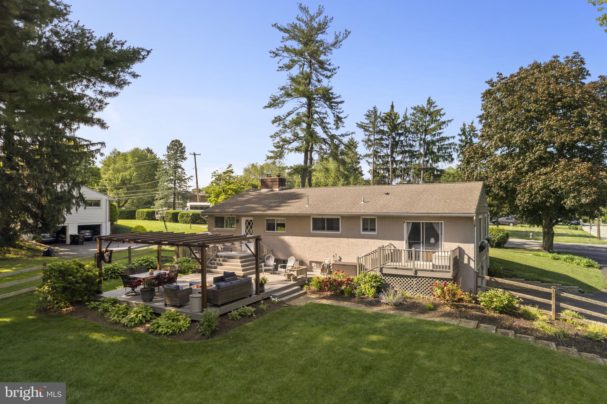 135 Conestoga Road Malvern, PA 19355 - Photo 28 of 34 Large back deck