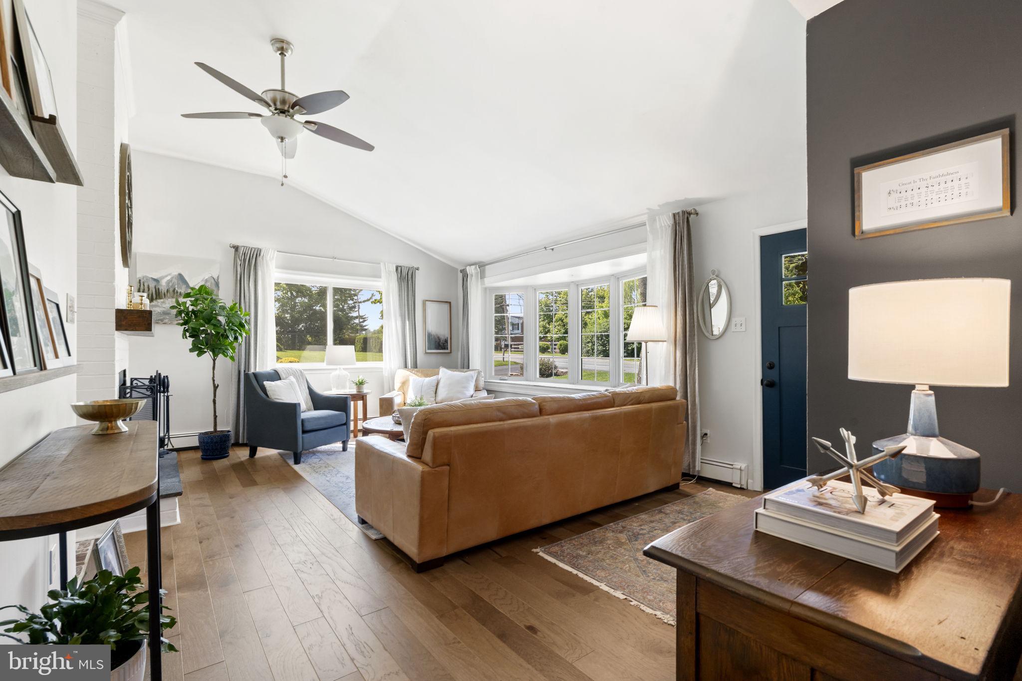 135 Conestoga Road Malvern, PA 19355 - Photo 5 of 34 Sundrenched family room