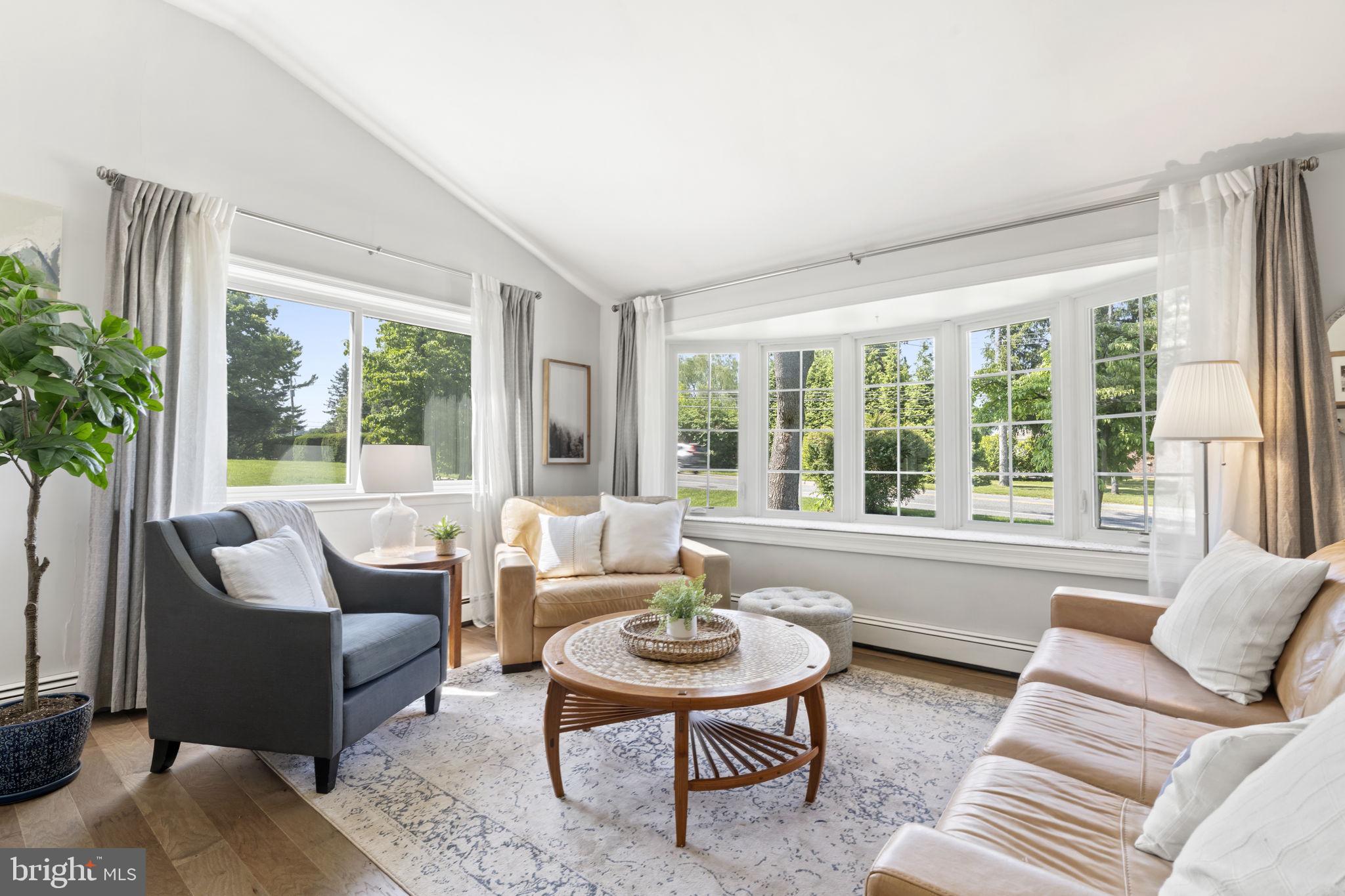 135 Conestoga Road Malvern, PA 19355 - Photo 6 of 34 Large bay window