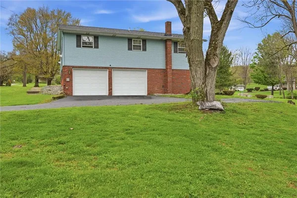 $339,900 | 200 Aspen Way, Jamestown, PA 16134