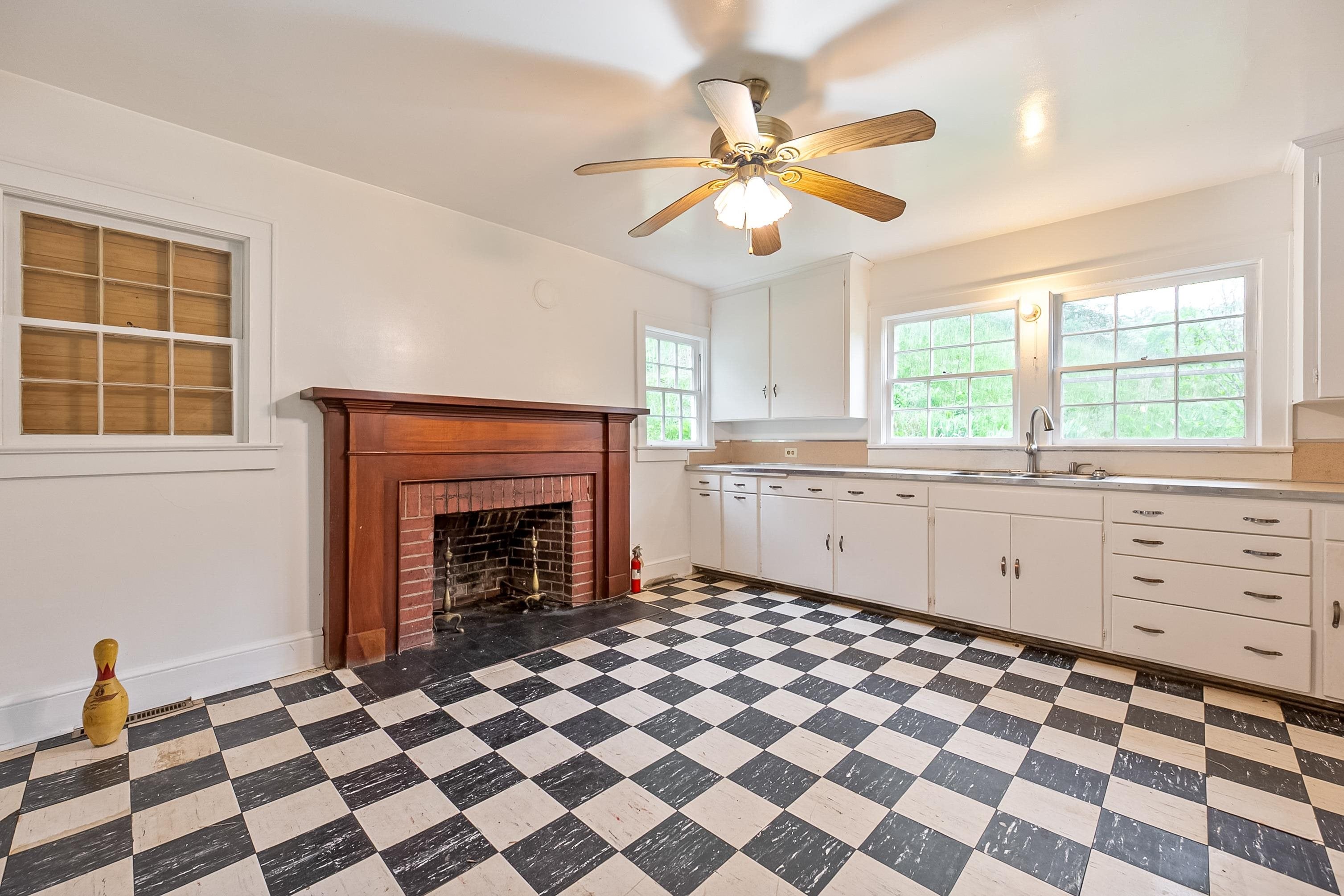 2734 Vicker Switch Road Christiansburg, VA 24073 - Photo 23 of 74 Gallery Image 23