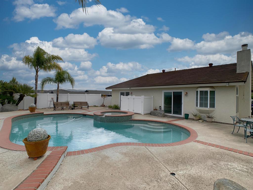 12532 Ridgeton Drive Lakeside, CA 92040 - Photo 14 of 17