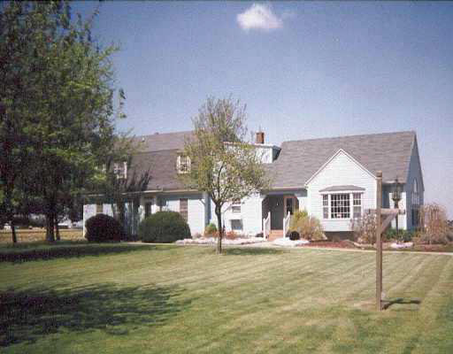 6020 South County Line Road Yoder, IN 46798 - Photo 2 of 11