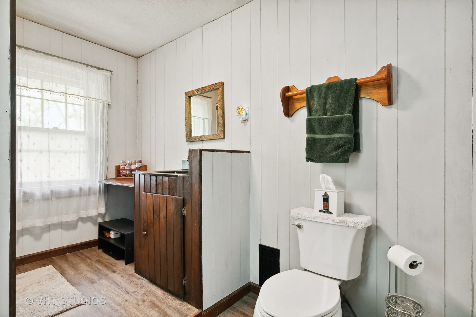45W740 Read Road Maple Park, IL 60151 - Photo 20 of 26 a bathroom with a toilet sink and shower