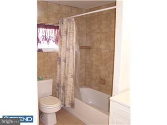1056 New Brooklyn Road Berlin, NJ 08081 - Photo 6 of 9 Bathroom