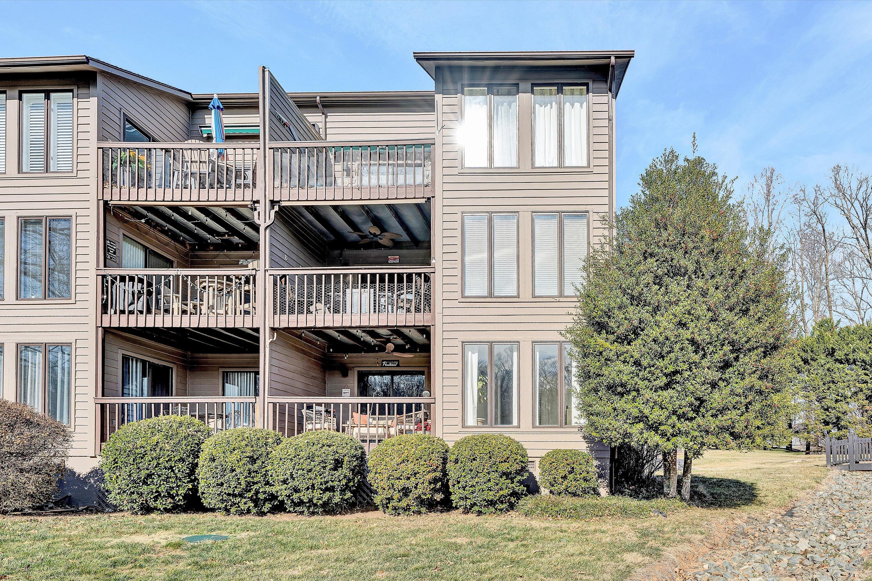 630 Monte Vista Road, Unit 501 Union Hall, VA 24176 - Photo 5 of 37 630 Montevista Road Unit 501 (6)