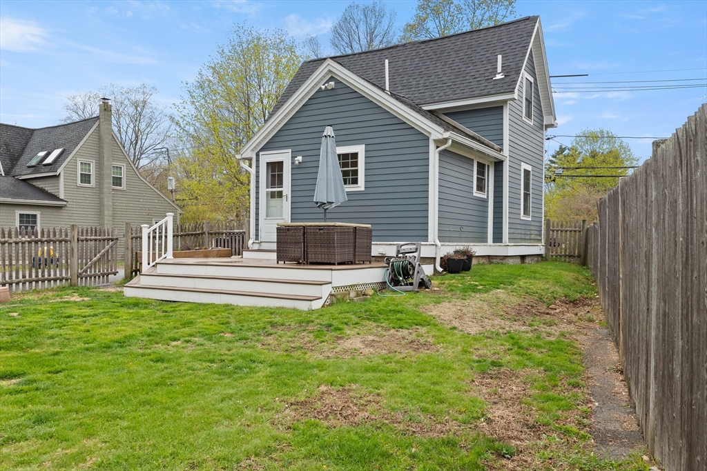 229 Highland Street Hamilton, MA 01982 - Photo 27 of 35