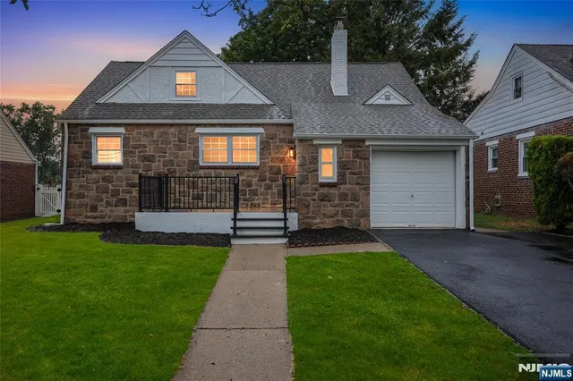 $699,000 | 179 Huguenot Drive, New Milford, NJ 07646