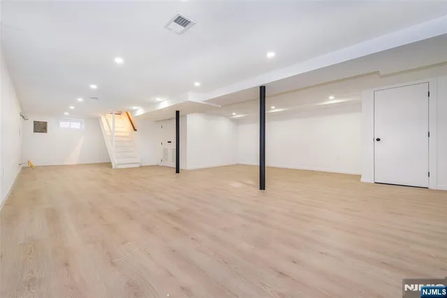 $699,000 | 179 Huguenot Drive, New Milford, NJ 07646