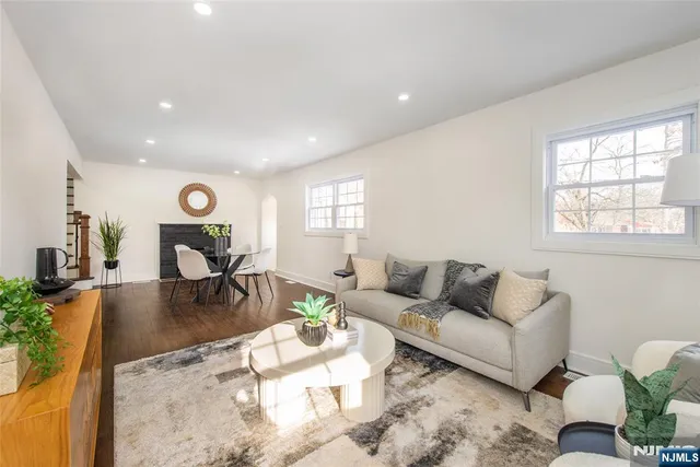 $699,000 | 179 Huguenot Drive, New Milford, NJ 07646