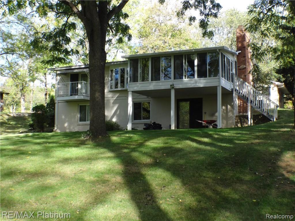 3203 Morrish Road Flushing, MI 48433 - Photo 27 of 30 DSC00491.JPG