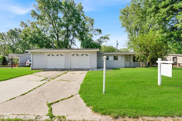 $190,000 | 153 Parkview Drive, Whiteland, IN 46184