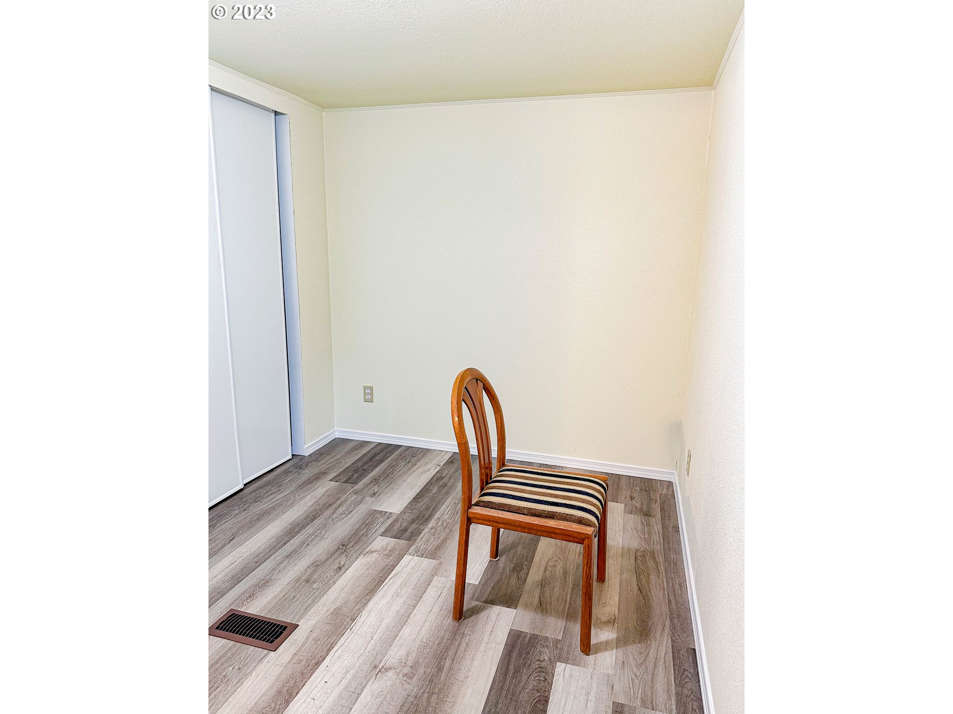 4475 Franklin Boulevard, Unit 13 Eugene, OR 97403 - Photo 15 of 22