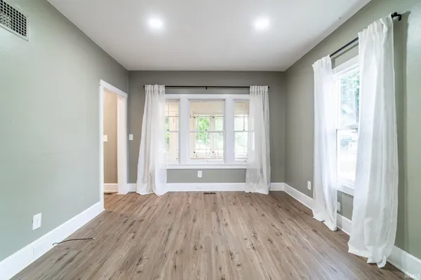 $162,900 | 623 North State Street, Kendallville, IN 46755