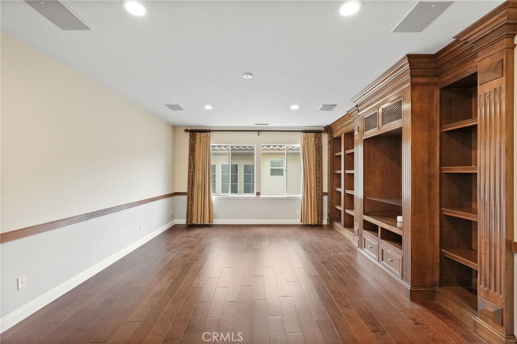 20356 Vía Cellini Porter Ranch, CA 91326 - Photo 61 of 62