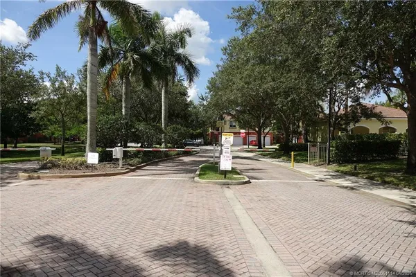 $275,000 | 53 Southeast Sedona Circle, Unit 201, Stuart, FL 34994