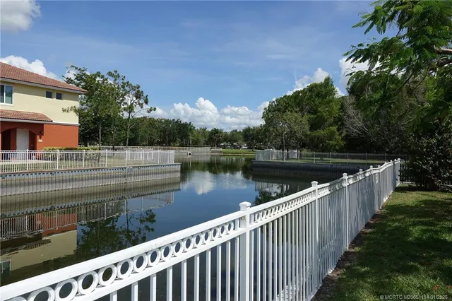 $299,000 | 53 Southeast Sedona Circle, Unit 201, Stuart, FL 34994