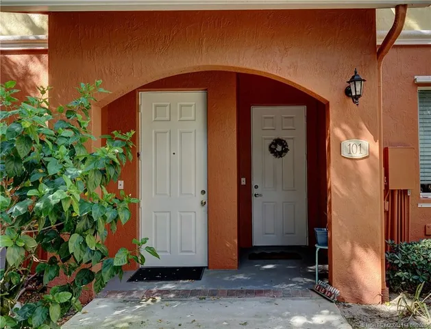 $299,000 | 53 Southeast Sedona Circle, Unit 201, Stuart, FL 34994