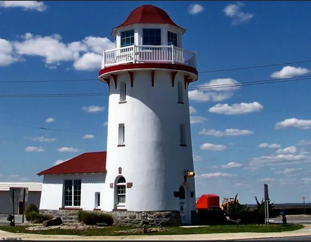 $2,300 | 3200 West Brigantine Avenue, Unit 5, Brigantine, NJ 08203