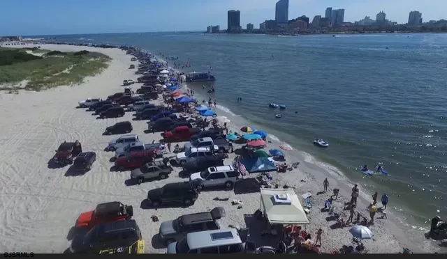 $2,300 | 3200 West Brigantine Avenue, Unit 5, Brigantine, NJ 08203