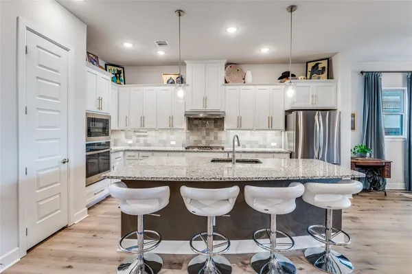 $519,000 | 4774 King Garden Parkway, Arlington, TX 76005