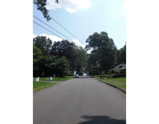 94 Hadley Street Springfield, MA 01118 - Photo 16 of 16