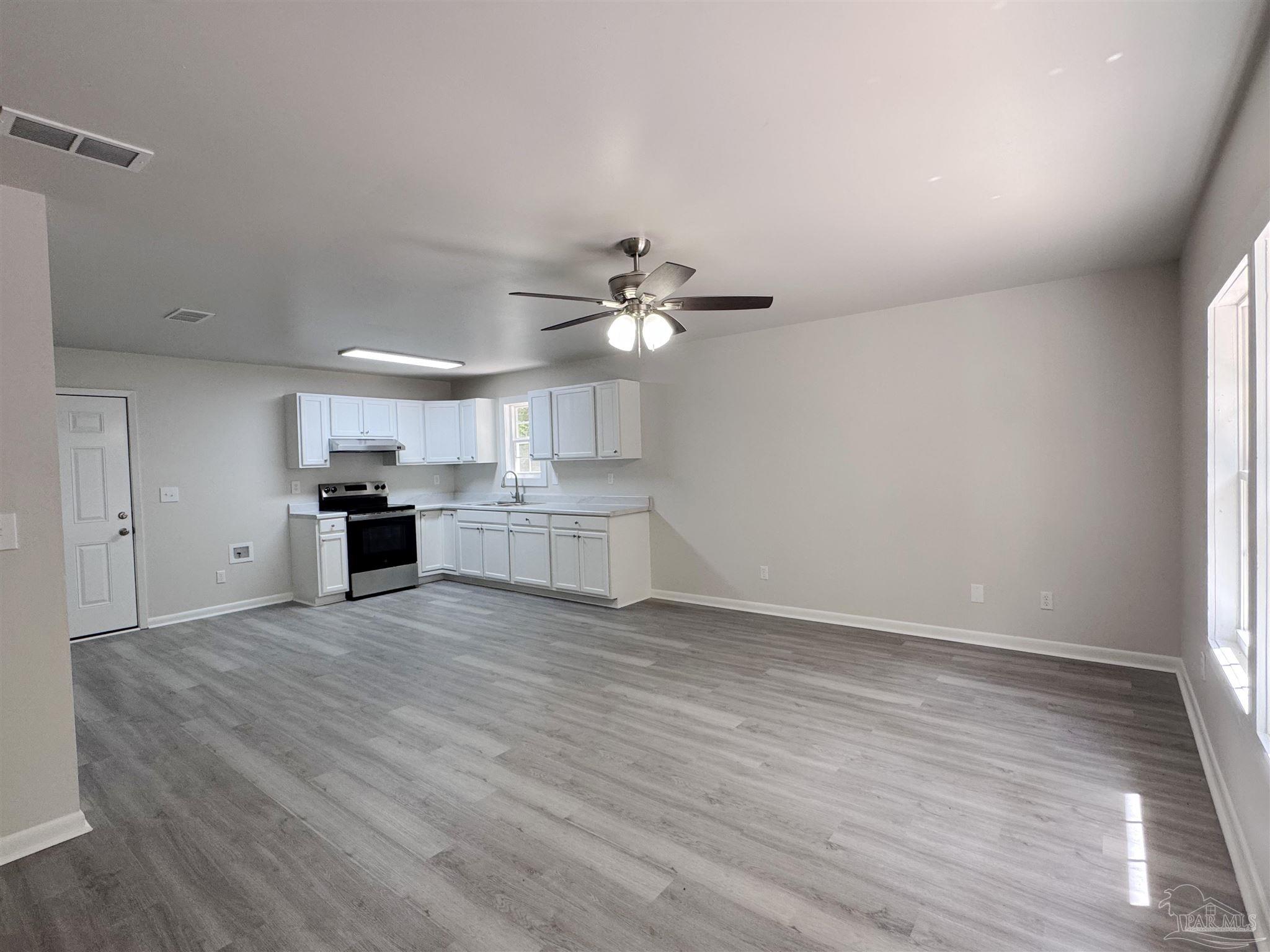 8345 Hickory Hammock Road Milton, FL 32583 - Photo 8 of 13