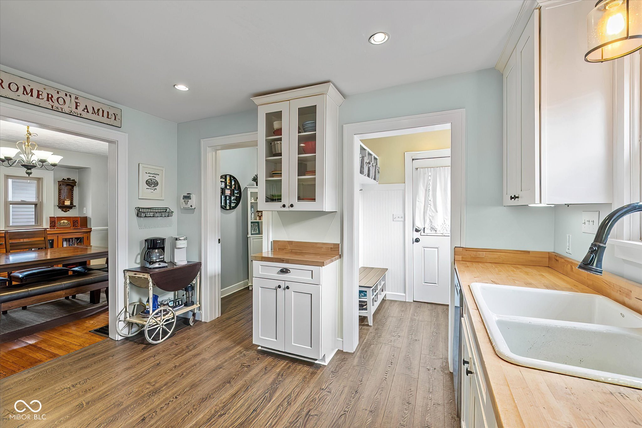 49 North Kenyon Street Indianapolis, IN 46219 - Photo 10 of 24