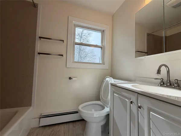 $2,600 | 155 North Clinton Street, Unit 1, Poughkeepsie, NY 12601