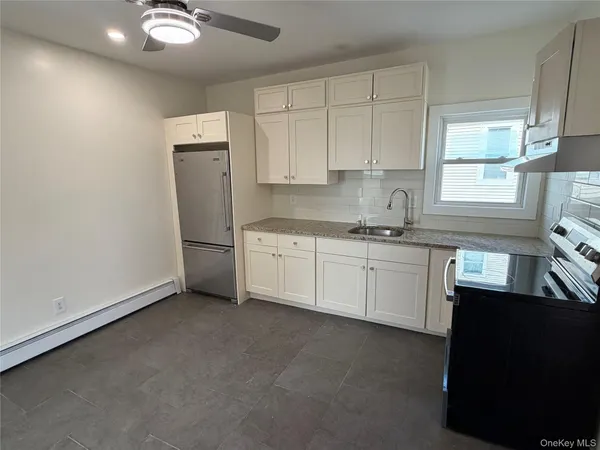 $2,600 | 155 North Clinton Street, Unit 1, Poughkeepsie, NY 12601