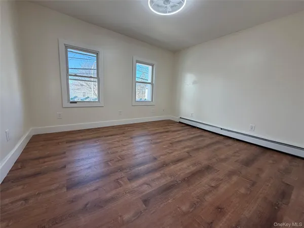 $2,600 | 155 North Clinton Street, Unit 1, Poughkeepsie, NY 12601