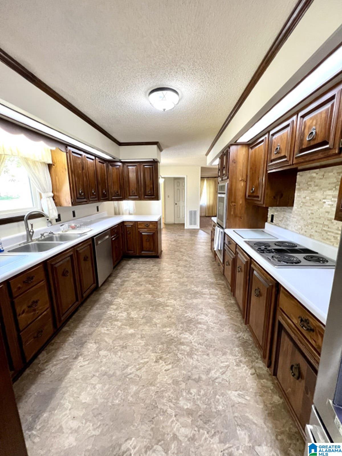 1205 Alpine Drive Weaver, AL 36277 - Photo 8 of 24