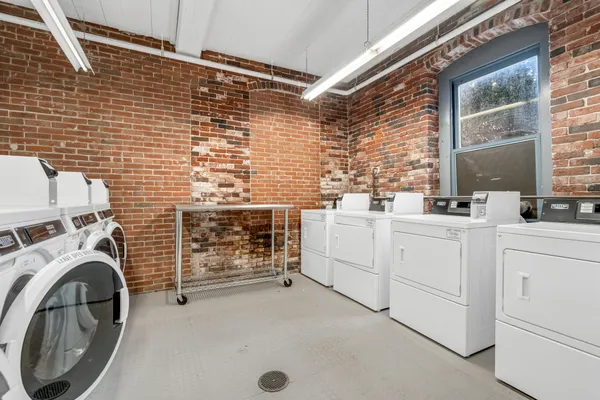 $347,700 | 1 Saco Island Terrace, Unit 131, Saco, ME 04072