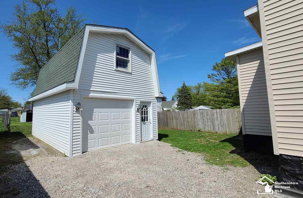 2004 East Erie Road Erie, MI 48133 - Photo 3 of 31 Gallery Image 3