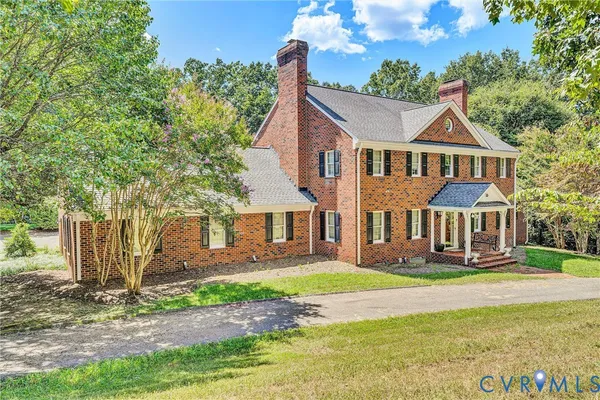 $530,000 | 77 Gloucester Court, Troutville, VA 24175