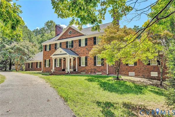 $530,000 | 77 Gloucester Court, Troutville, VA 24175