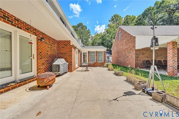 $530,000 | 77 Gloucester Court, Troutville, VA 24175