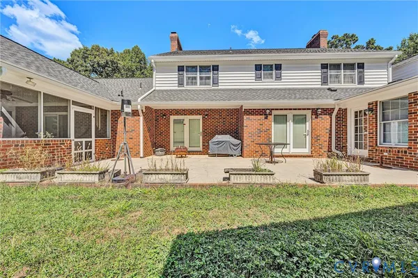 $530,000 | 77 Gloucester Court, Troutville, VA 24175