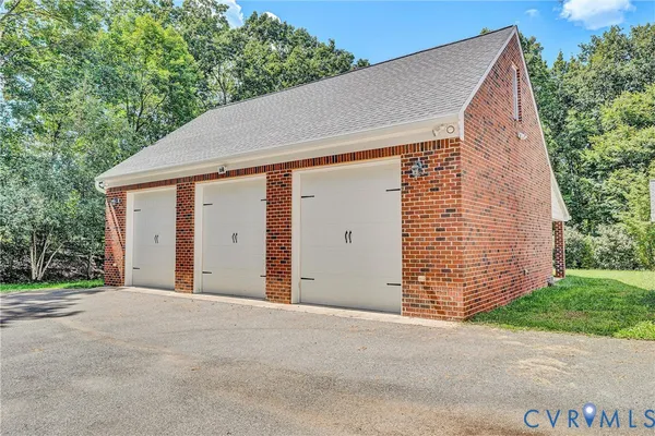 $530,000 | 77 Gloucester Court, Troutville, VA 24175