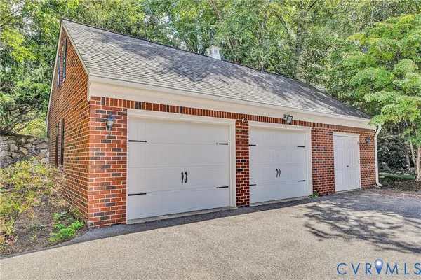 $530,000 | 77 Gloucester Court, Troutville, VA 24175