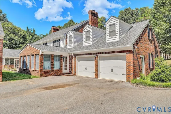 $530,000 | 77 Gloucester Court, Troutville, VA 24175