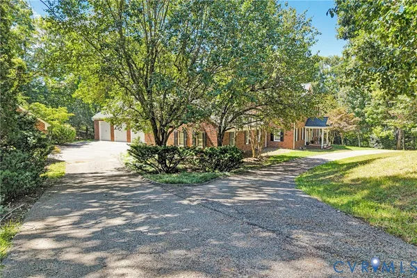 $530,000 | 77 Gloucester Court, Troutville, VA 24175