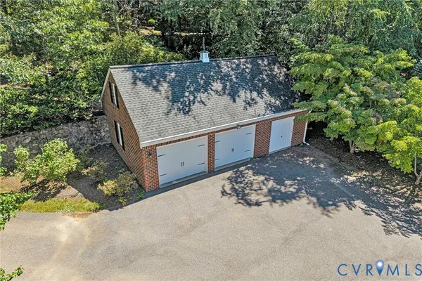$530,000 | 77 Gloucester Court, Troutville, VA 24175