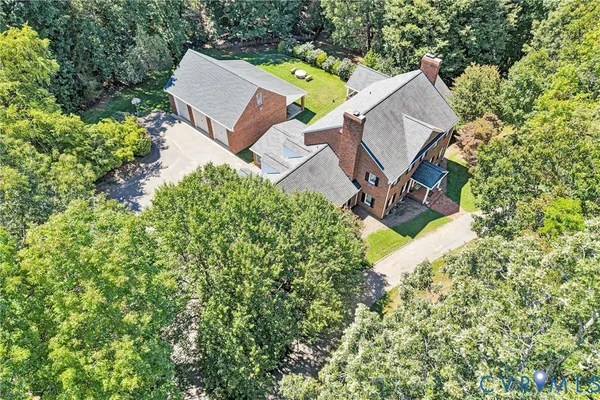 $530,000 | 77 Gloucester Court, Troutville, VA 24175